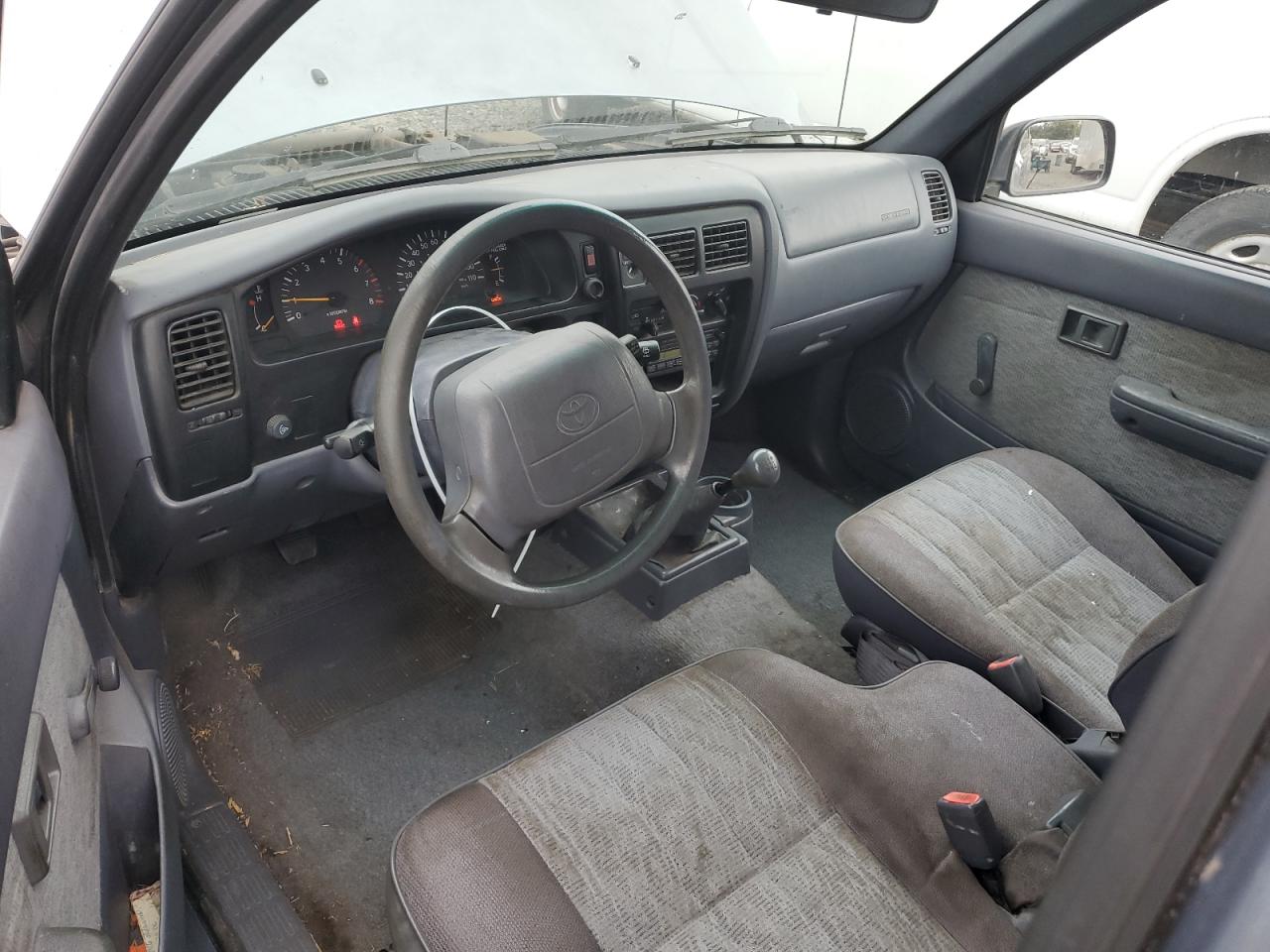 1998 Toyota Tacoma Xtracab VIN: 4TAVL52N4WZ152544 Lot: 75055334