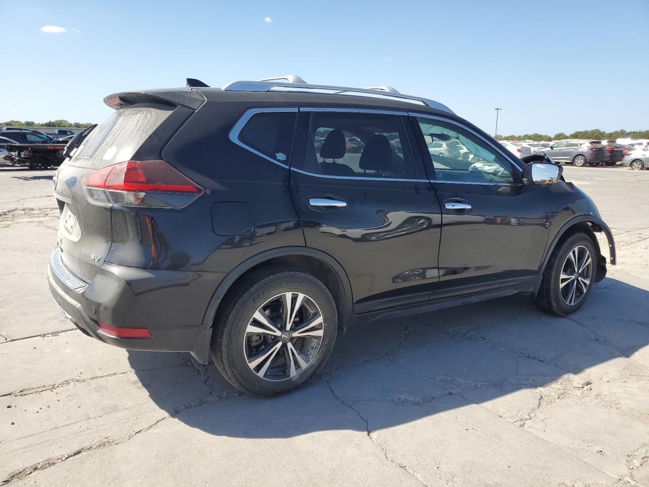 2020 Nissan Rogue - Image 3