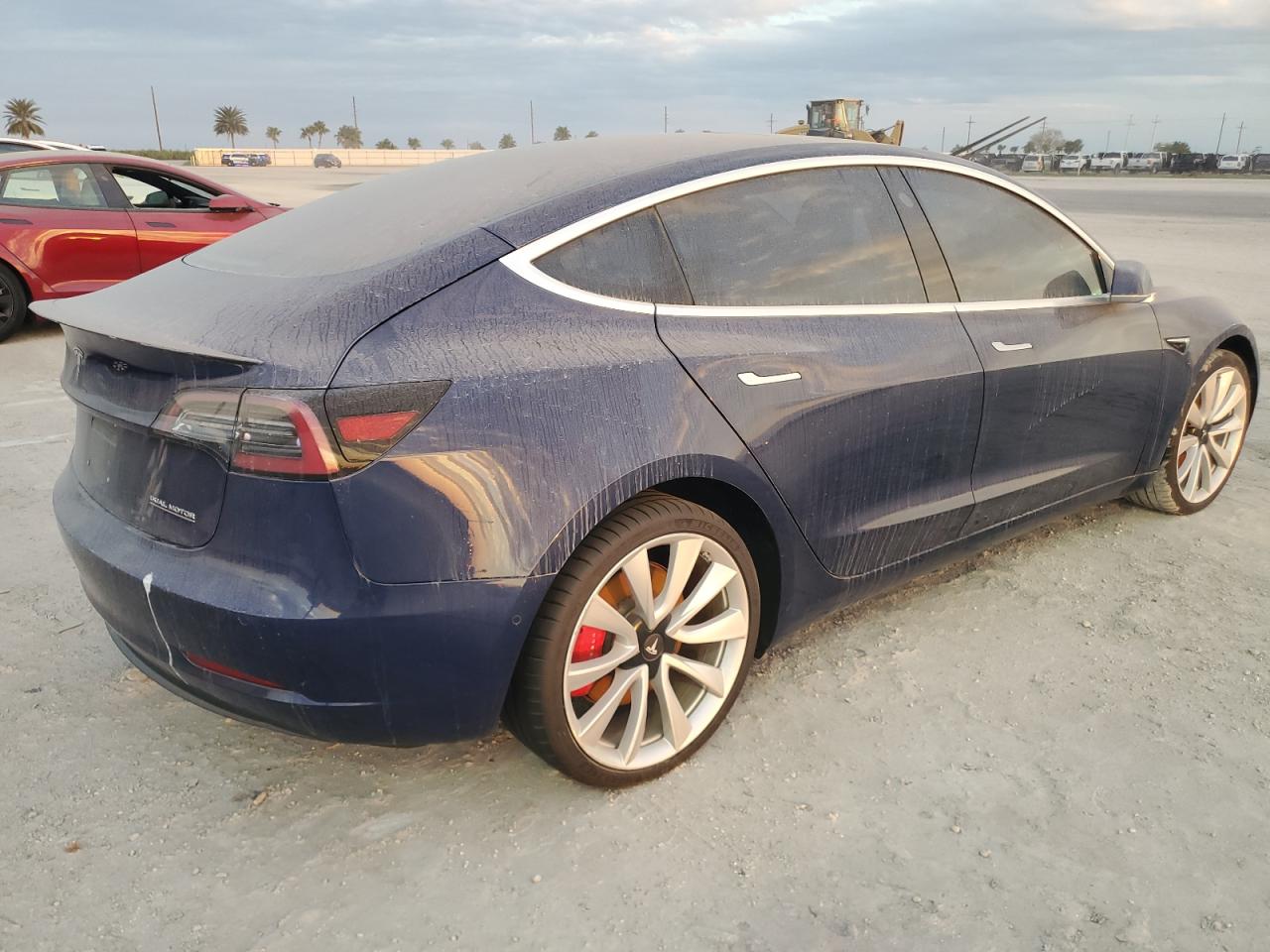 2018 Tesla Model 3 VIN: 5YJ3E1EBXJF055721 Lot: 74964334