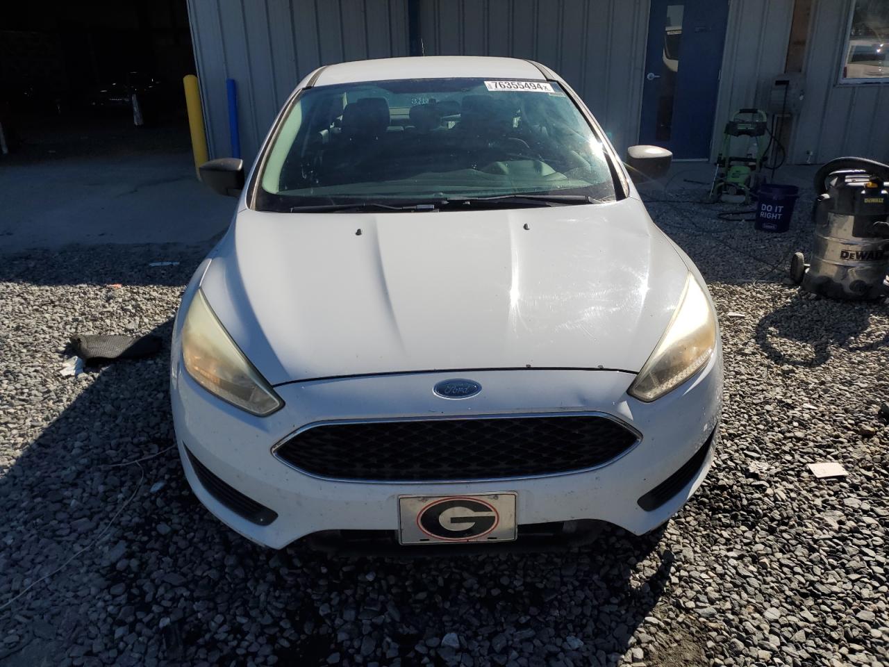 VIN 1FADP3E22FL350557 2015 FORD FOCUS no.5