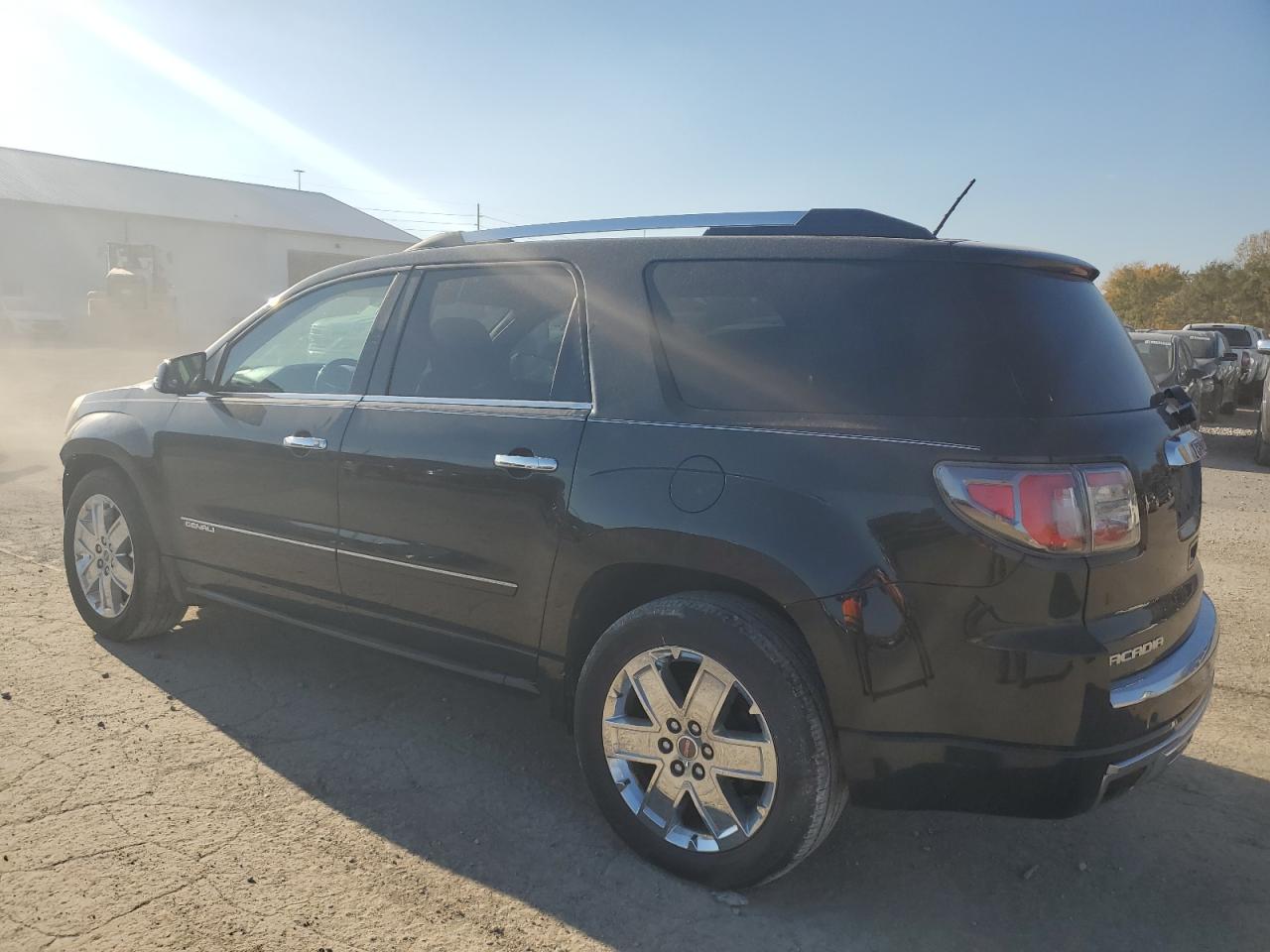 2013 GMC Acadia - Image 2