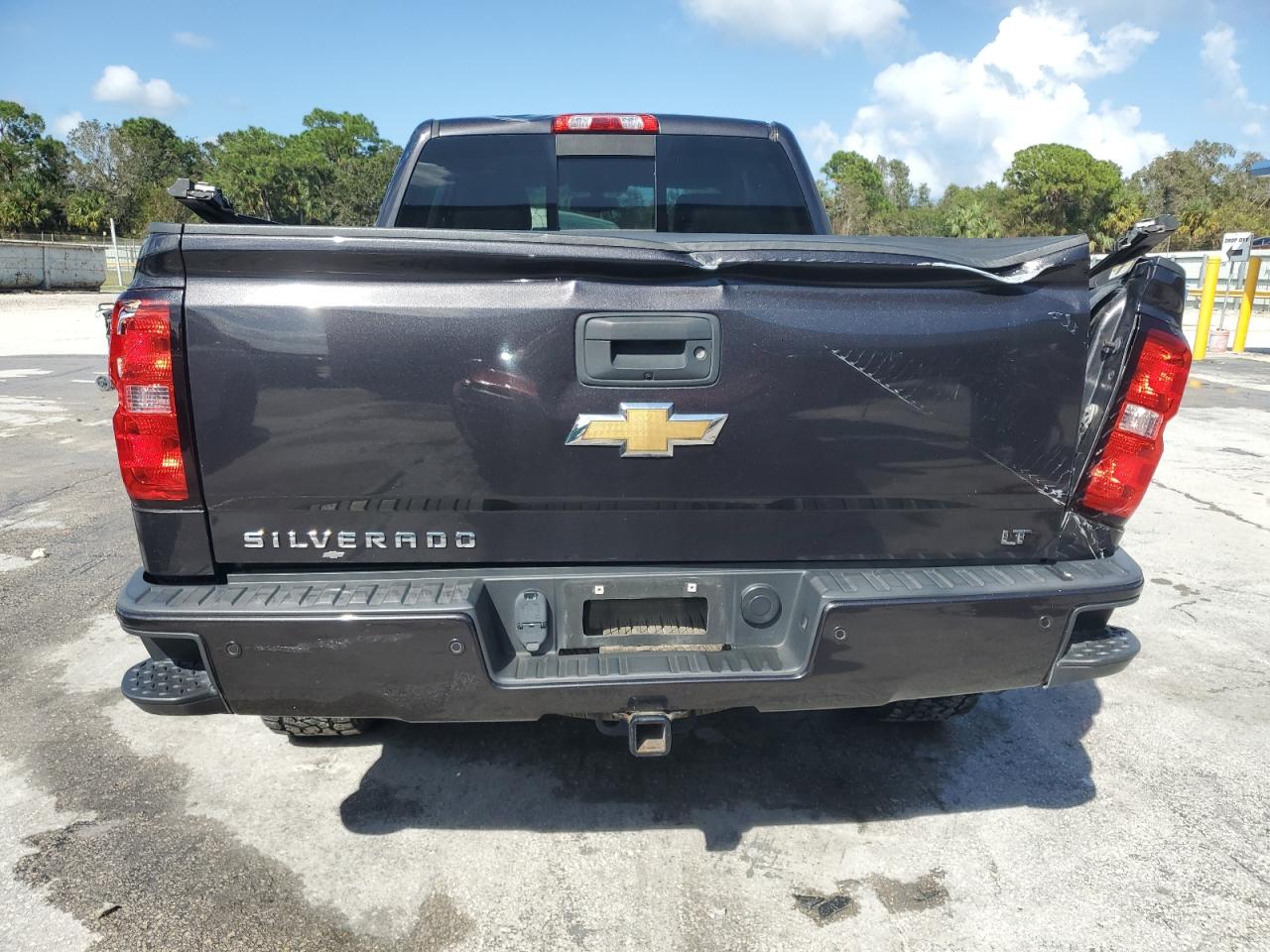 2016 Chevrolet Silverado - Image 6