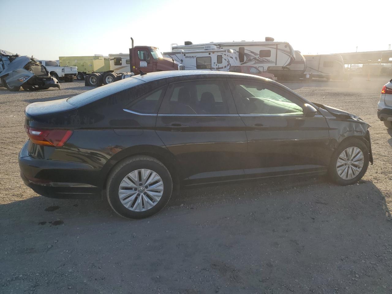 2019 Volkswagen Jetta - Image 3