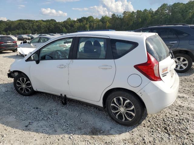 Hatchbacks NISSAN VERSA 2016 Biały