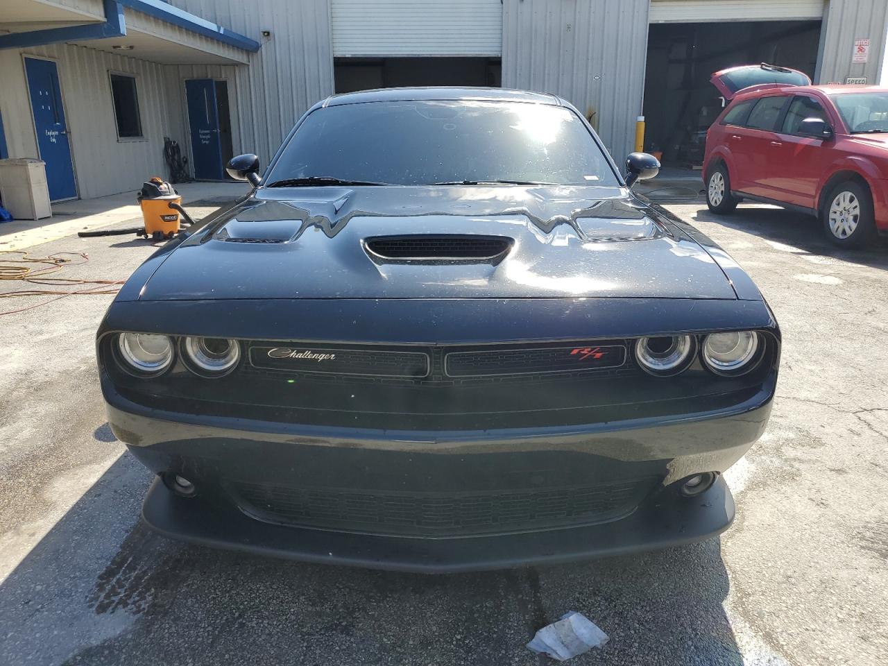 2020 Dodge Challenger - Image 5