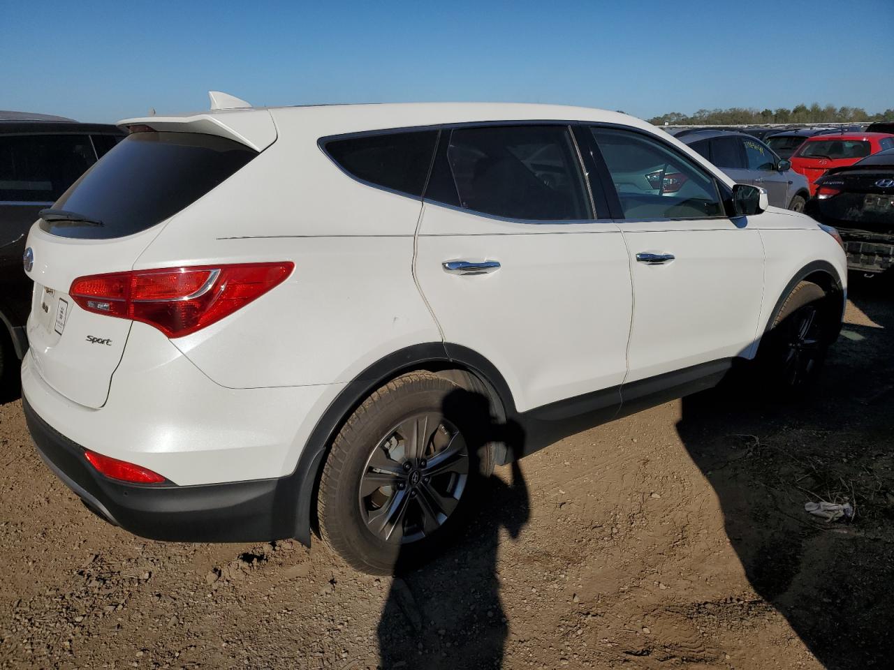 2014 Hyundai Santa Fe - Image 3