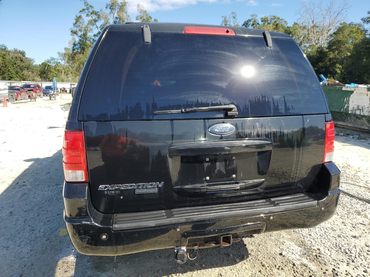 1FMRU17W64LB75770 2004 Ford Expedition Eddie Bauer