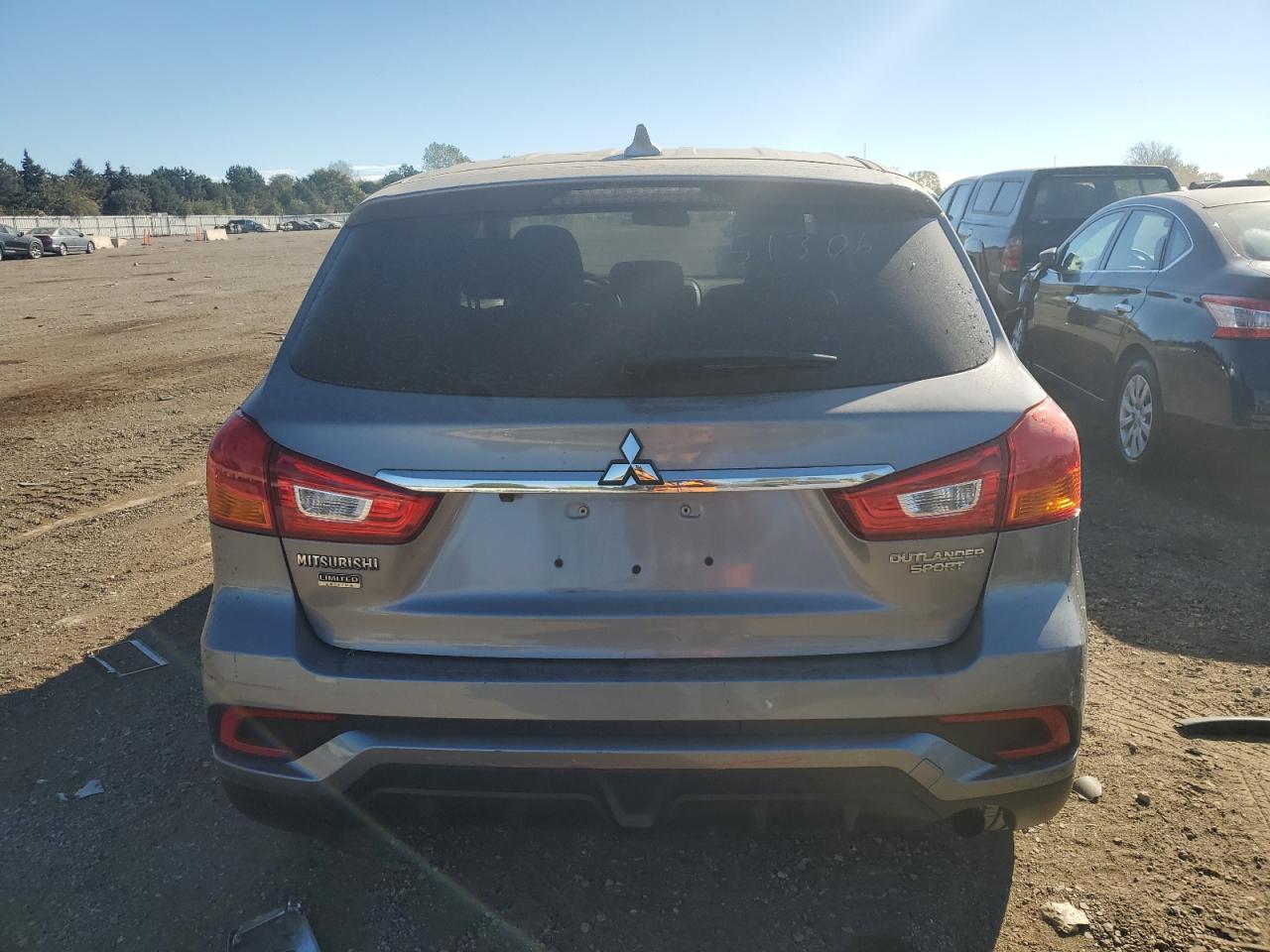 2018 Mitsubishi Outlander Sport Es VIN: JA4AP3AU1JU011080 Lot: 75224674