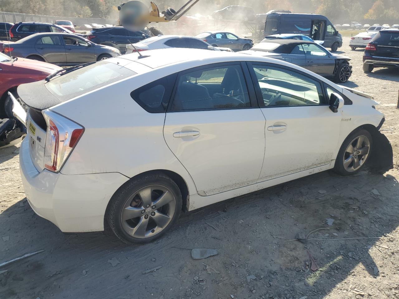 VIN JTDKN3DU0D1645496 2013 TOYOTA PRIUS no.3