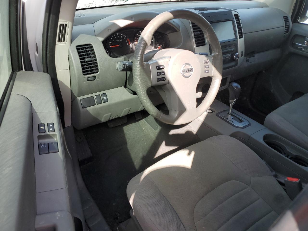 2021 Nissan Navara (Frontier) - Image 8