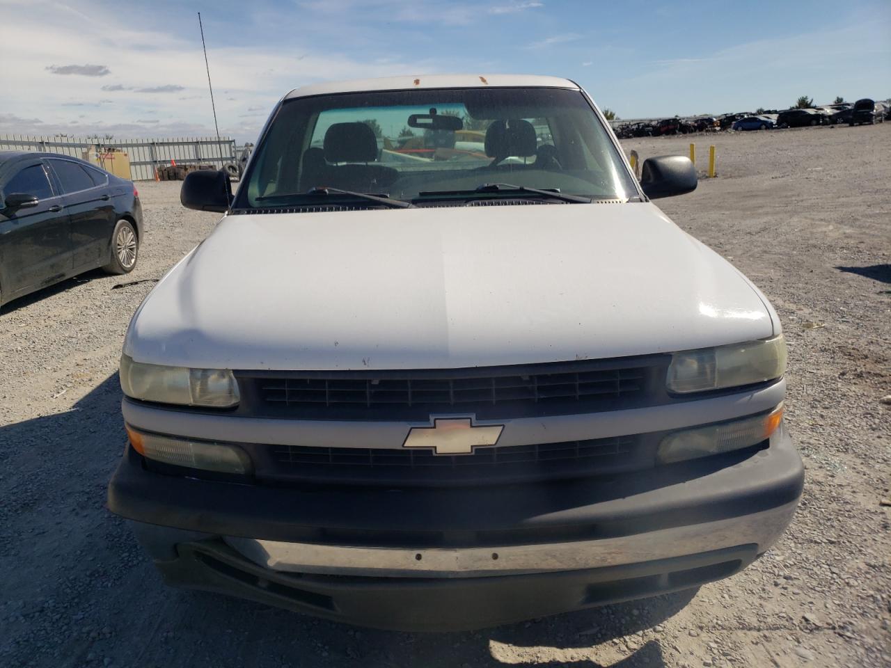 2002 Chevrolet Silverado - Image 5