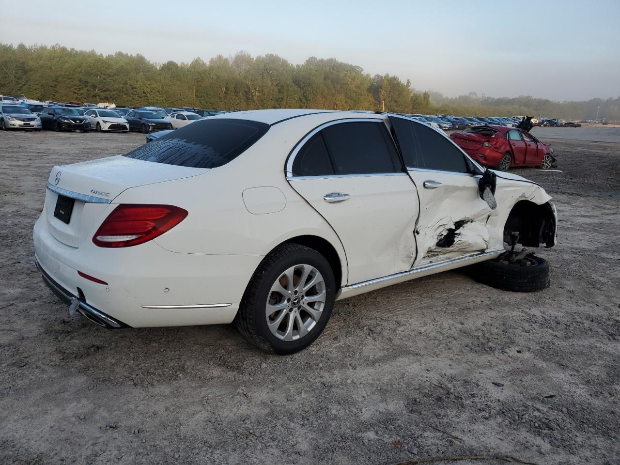 2018 Mercedes-Benz E-klasse - Image 3