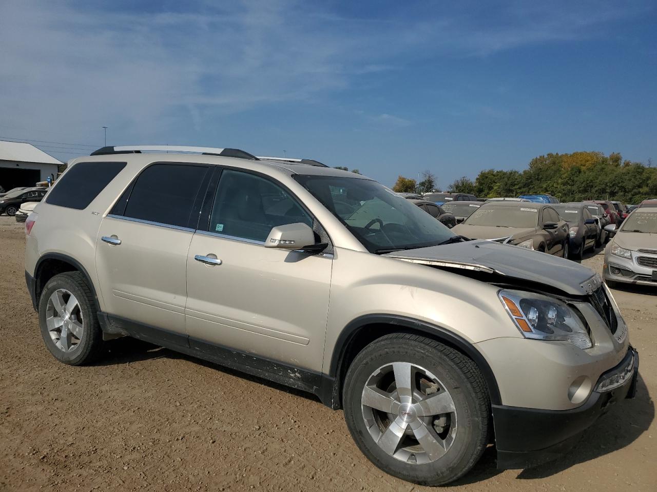 2011 GMC Acadia - Image 4