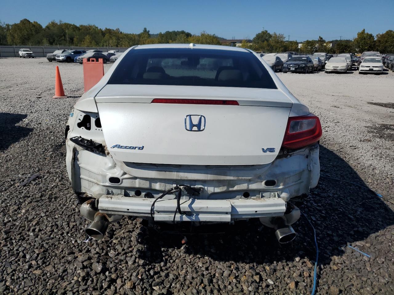 1HGCT2B8XEA007074 2014 Honda Accord Exl