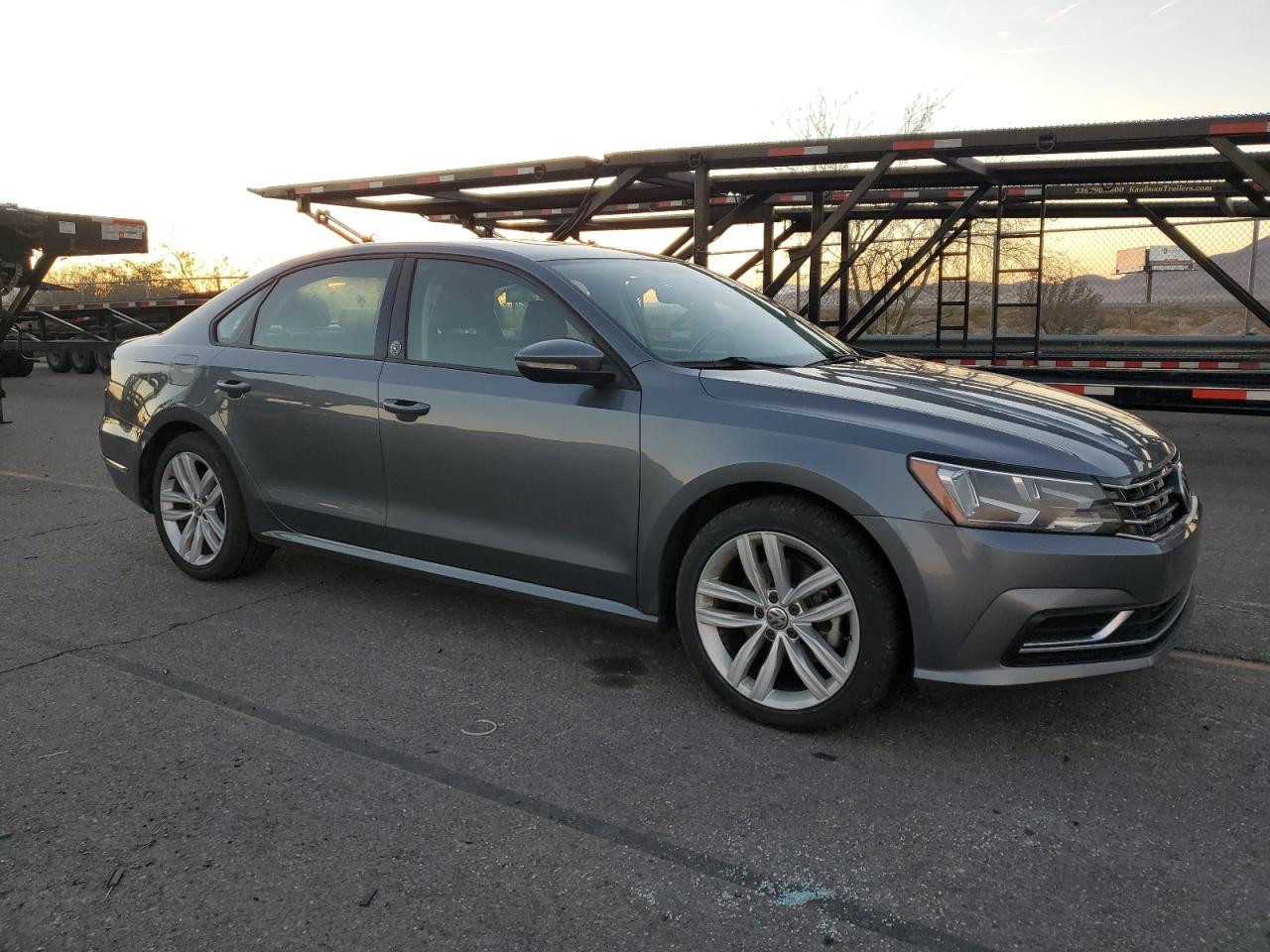 2019 Volkswagen Passat - Image 4