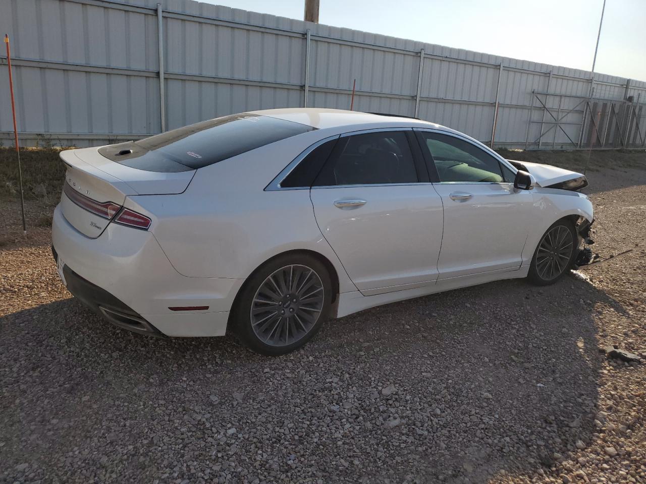 2016 Lincoln MKZ - Image 3