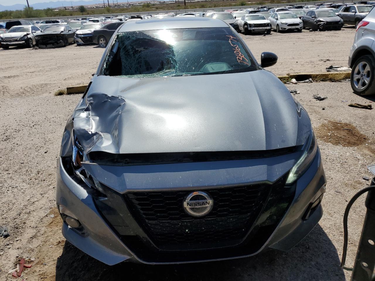 2022 Nissan Altima - Image 5