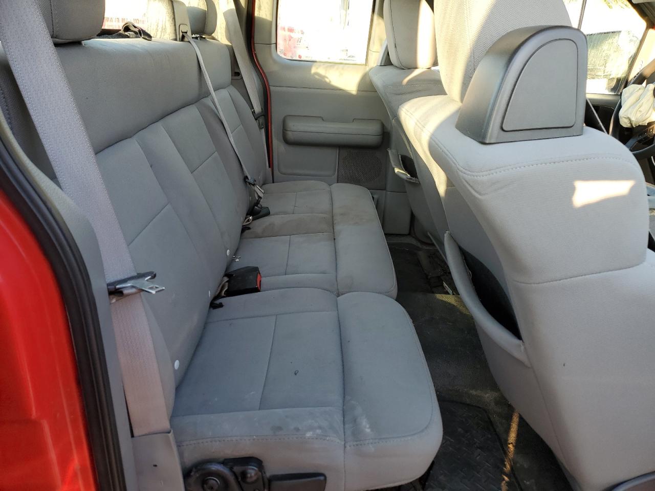 2004 Ford F-150 - Image 11