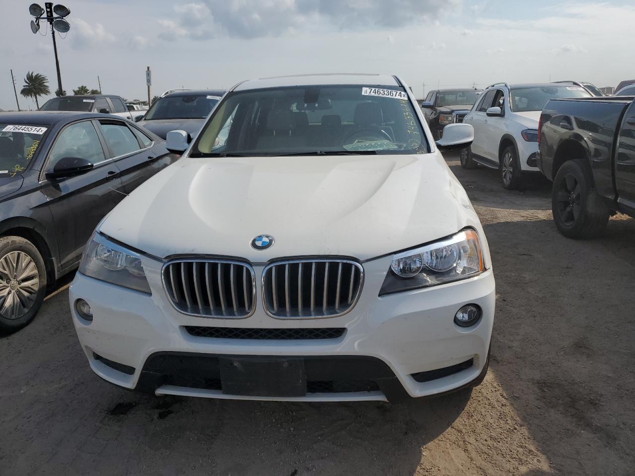 2014 BMW X3 - Image 5
