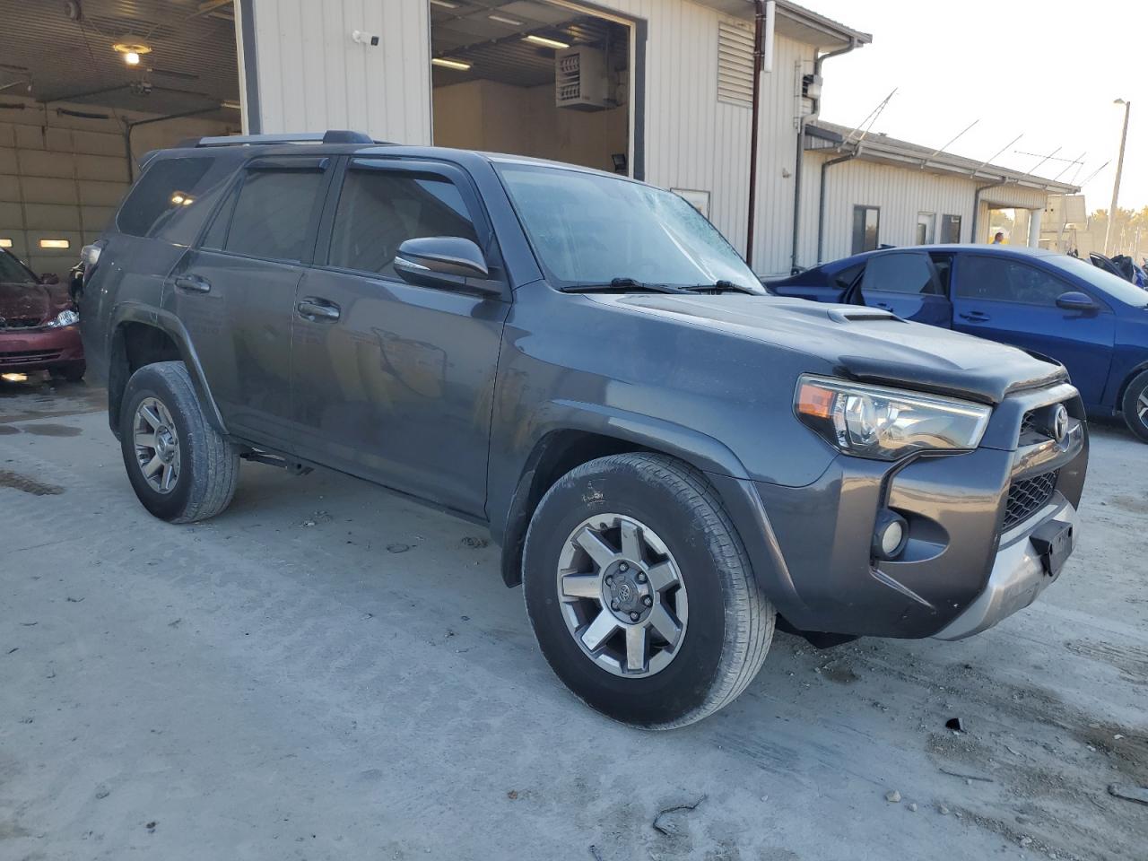 2014 Toyota 4Runner - Image 4
