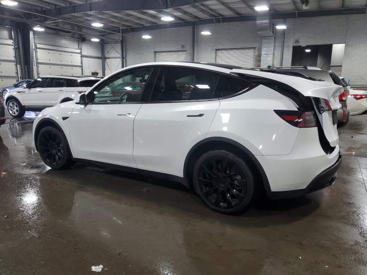 2020 Tesla Model Y VIN: 5YJYGDEF8LF002720 Lot: 74219424