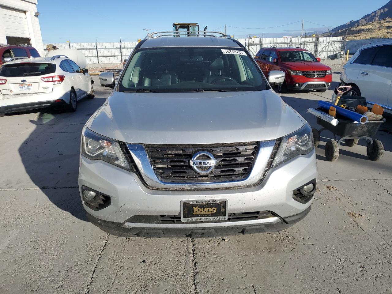 2020 Nissan Pathfinder - Image 5