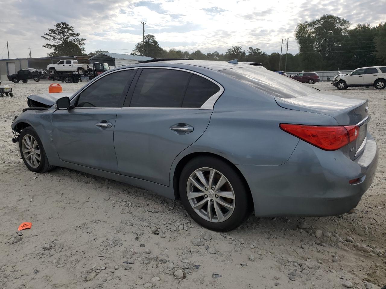 2016 Infiniti Q50 - Image 2