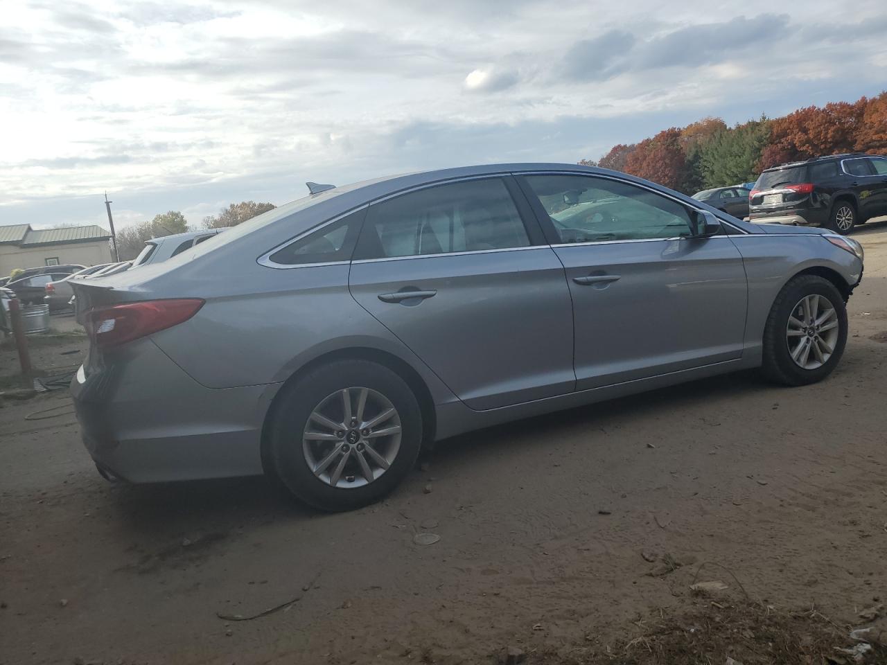 2016 Hyundai Sonata - Image 3