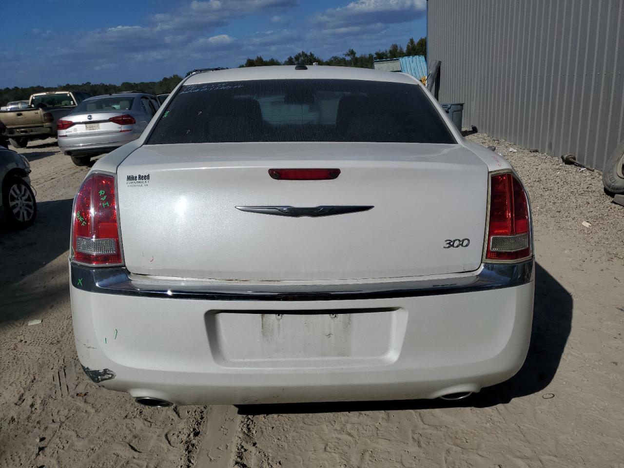 2013 Chrysler 300 - Image 6