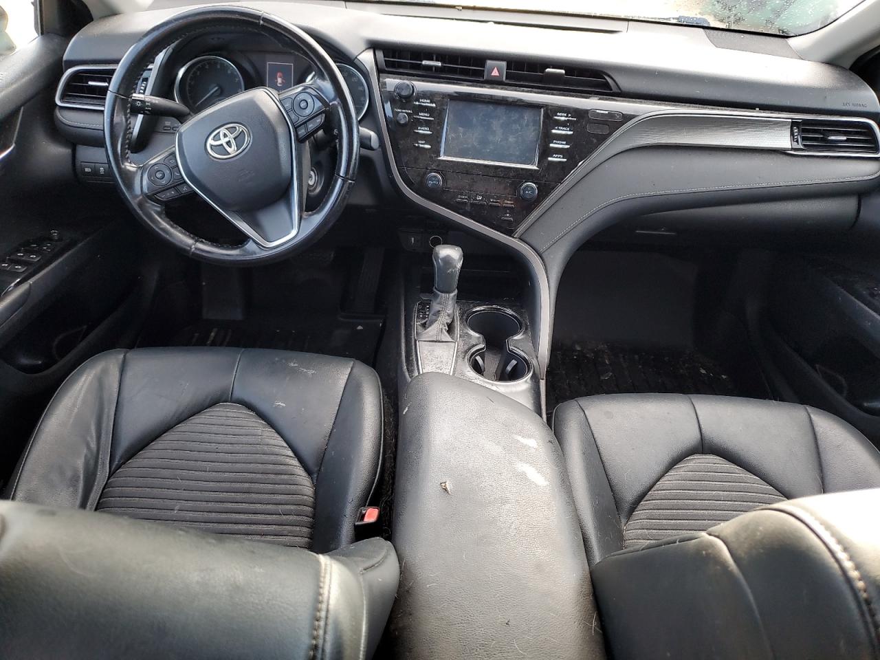 4T1B11HKXKU729857 2019 Toyota Camry L