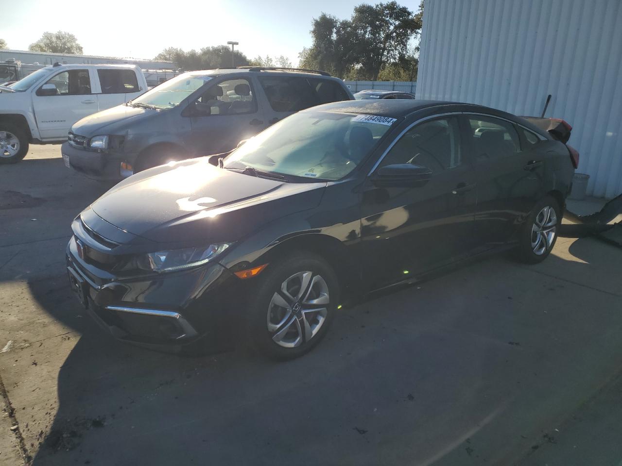 2HGFC2F51JH566988 2018 HONDA CIVIC - Image 1