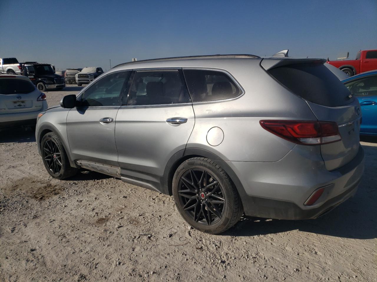 2017 Hyundai Santa Fe - Image 2