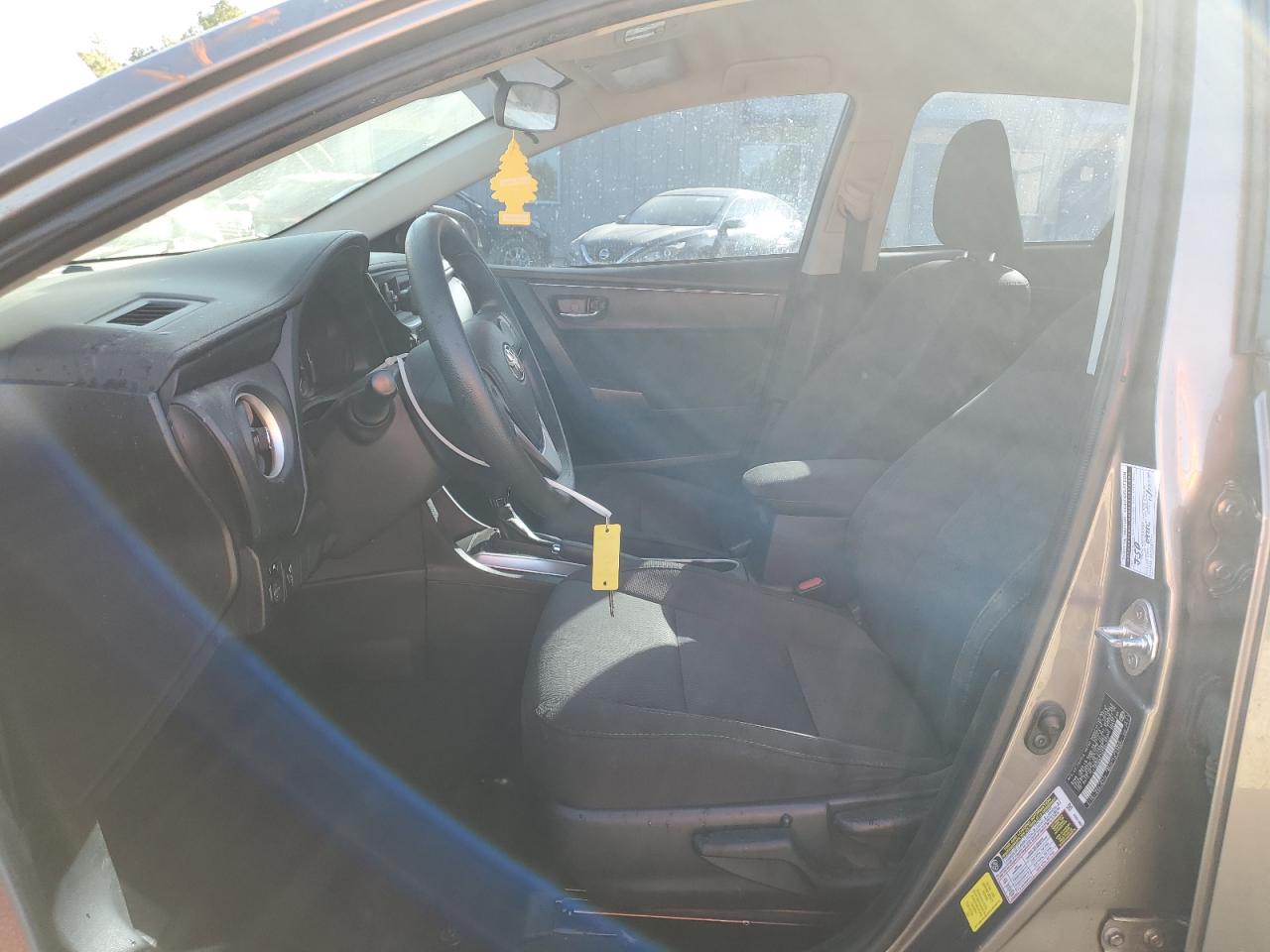 2017 Toyota Corolla L VIN: 2T1BURHE3HC904055 Lot: 76802194