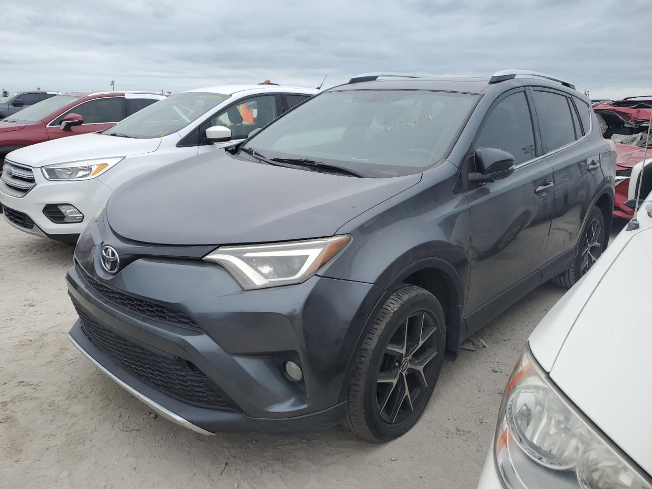 VIN JTMJFREV2GD191595 2016 TOYOTA RAV4 no.1