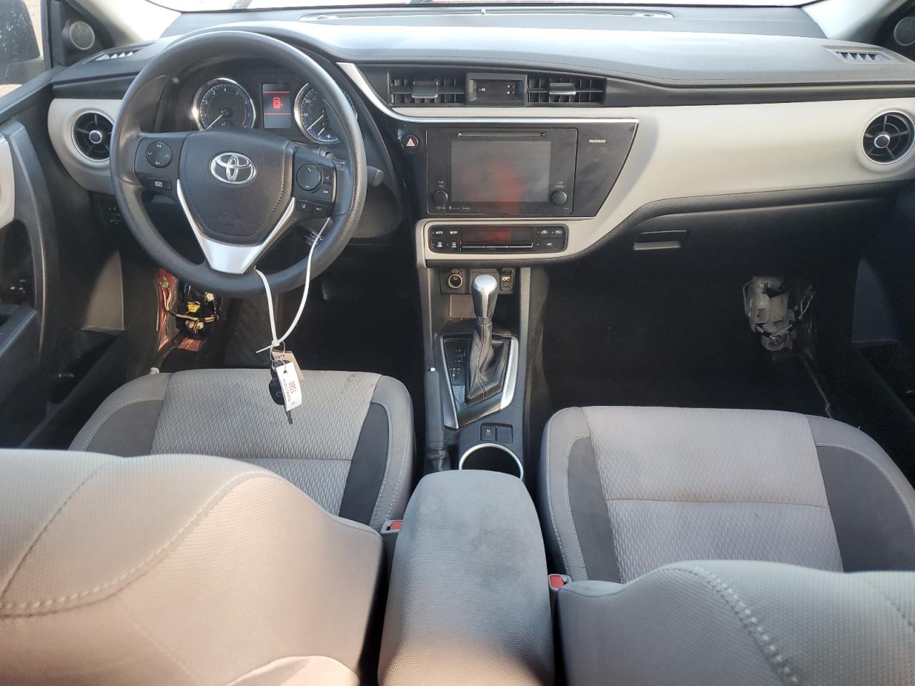 2017 Toyota Corolla - Image 8