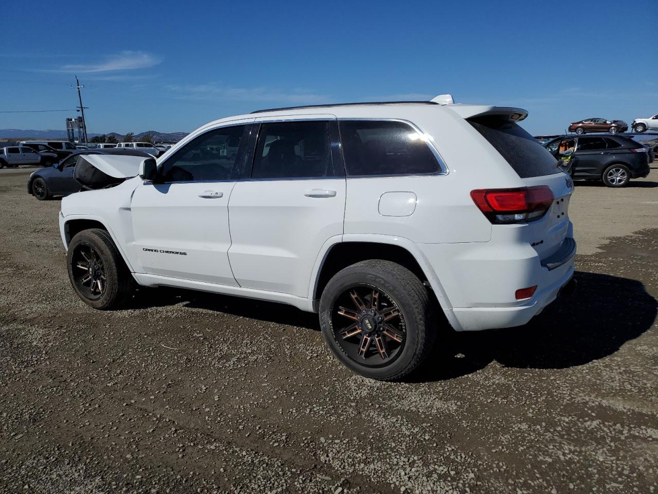 2015 Jeep Grand Cherokee Laredo VIN: 1C4RJFAG8FC803021 Lot: 77977754