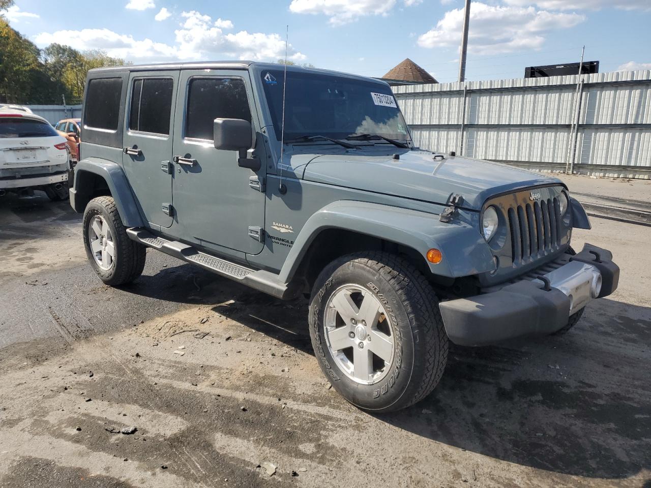 VIN 1C4HJWEG2EL121997 2014 JEEP WRANGLER no.4