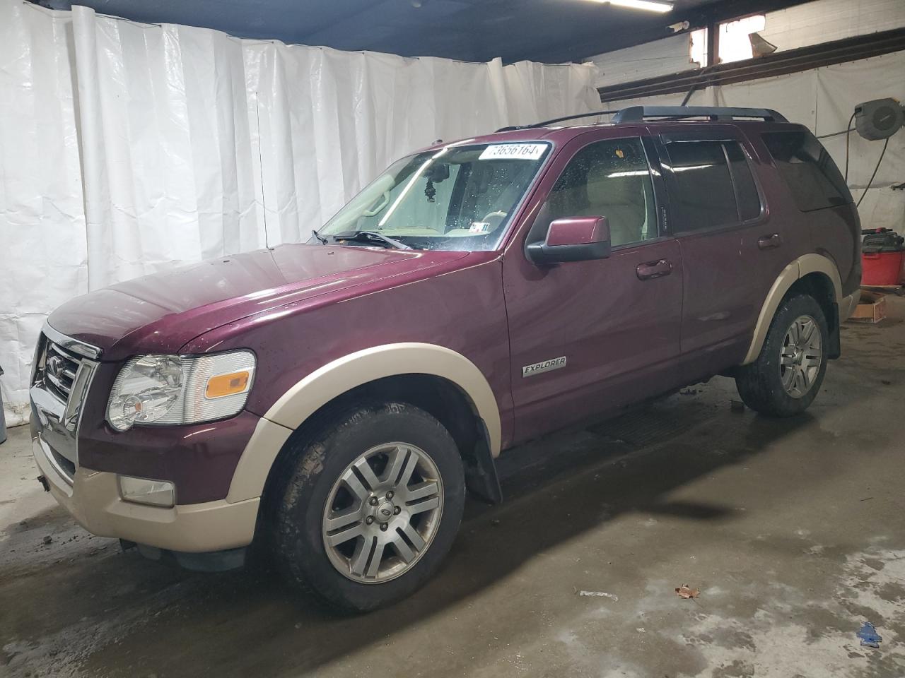 2008 Ford Explorer Eddie Bauer VIN: 1FMEU74E98UA66605 Lot: 73656164