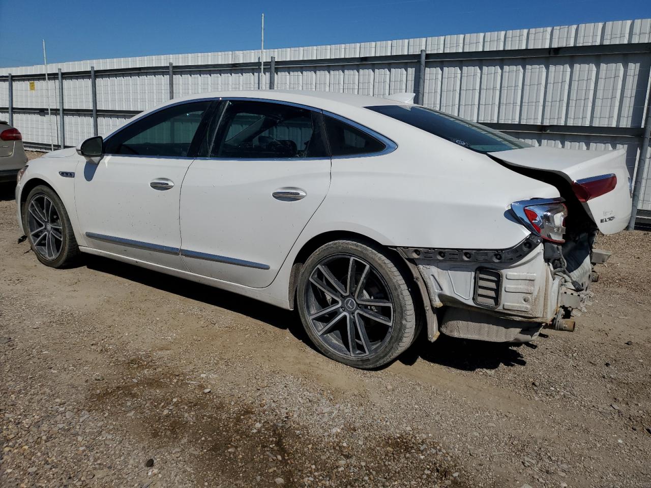 VIN 1G4ZP5SS7HU189566 2017 BUICK LACROSSE no.2