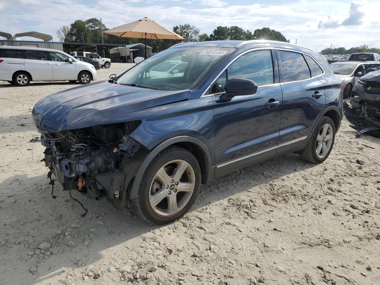 2017 Lincoln MKC - Image 1