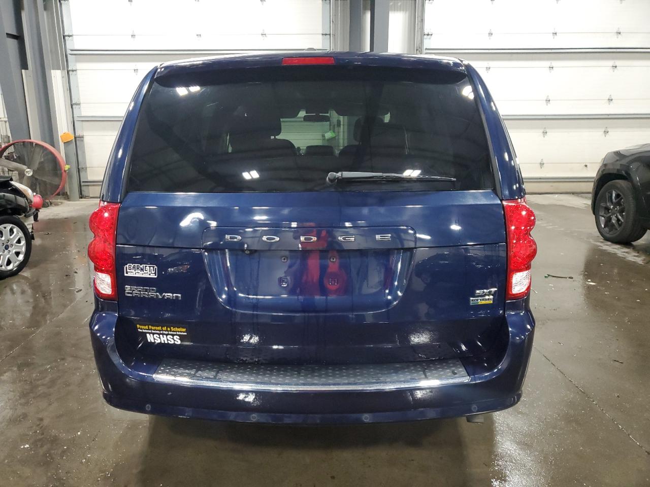 2C4RDGCG2GR272479 2016 Dodge Grand Caravan Sxt