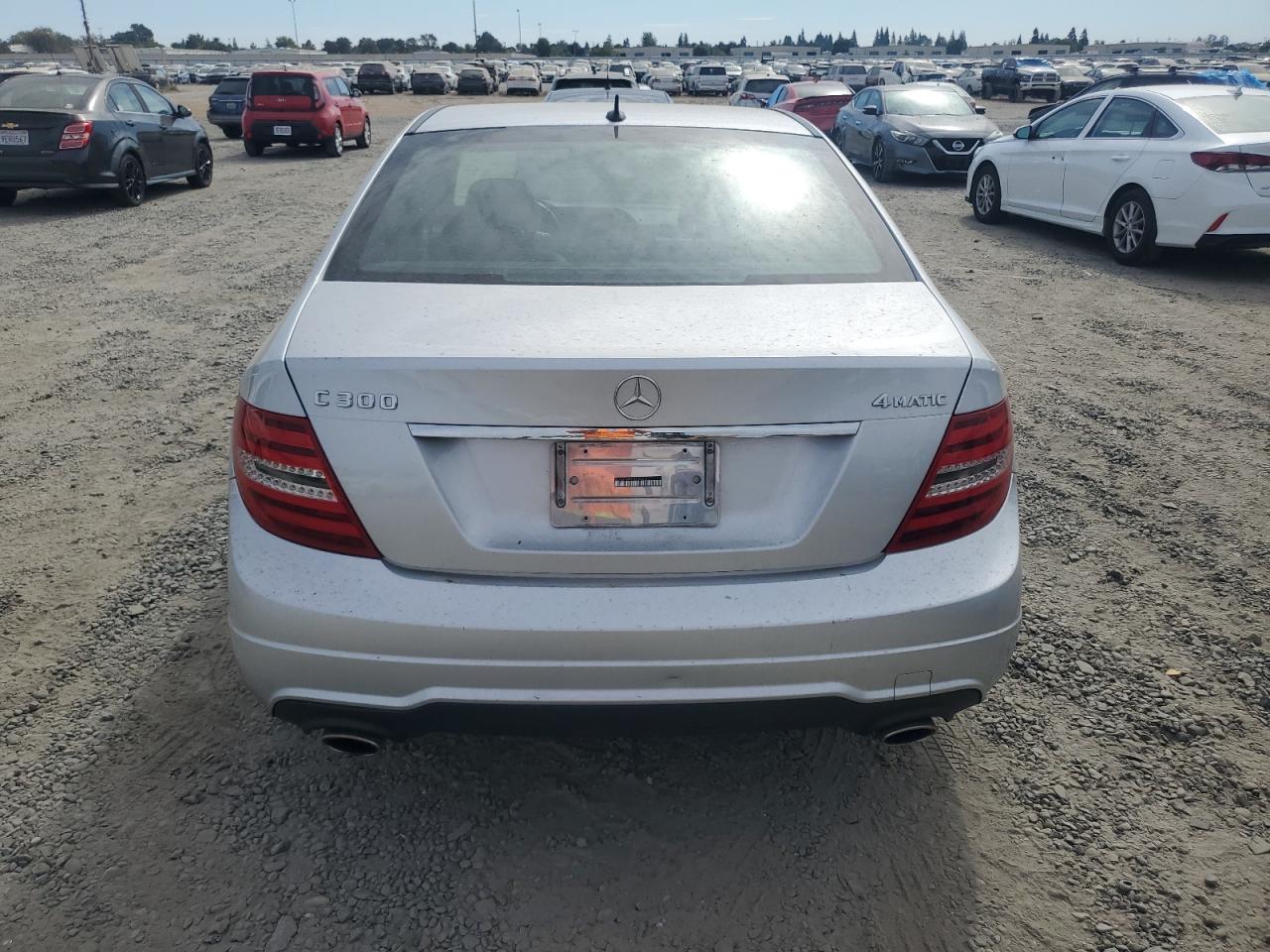 2013 Mercedes-Benz C 300 4Matic VIN: WDDGF8AB4DG120012 Lot: 73111534