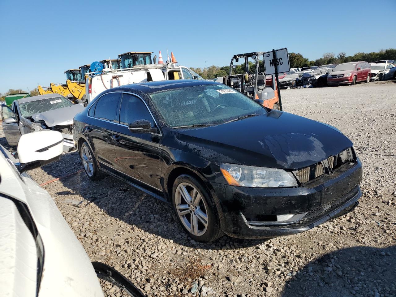 2014 Volkswagen Passat - Image 5