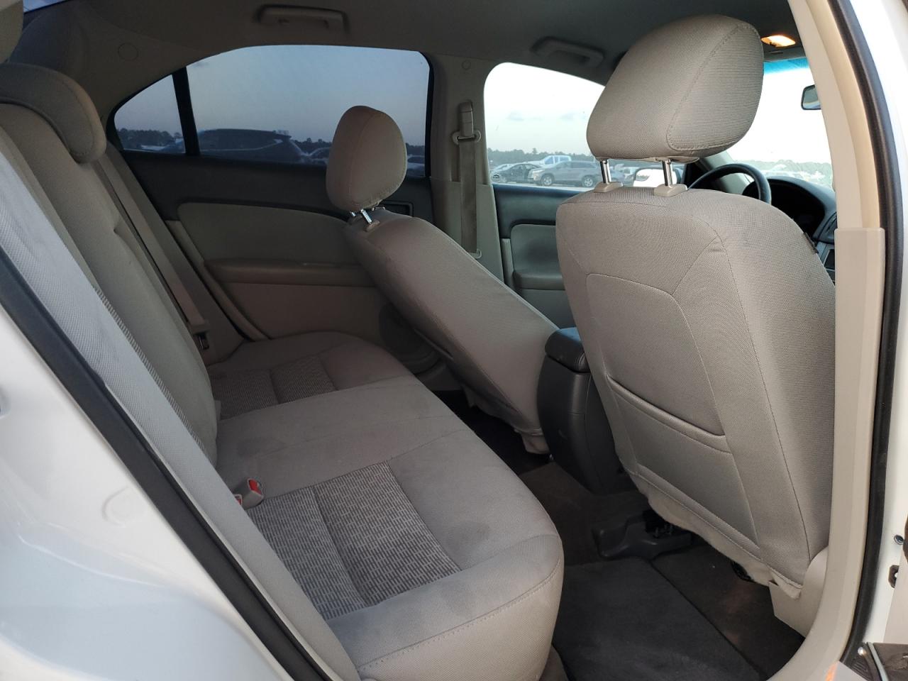 2011 Ford Fusion - Image 10