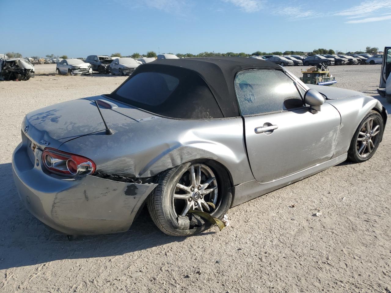 2014 Mazda MX-5 - Image 3