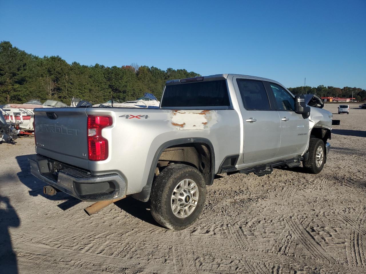 2021 Chevrolet Silverado - Image 3