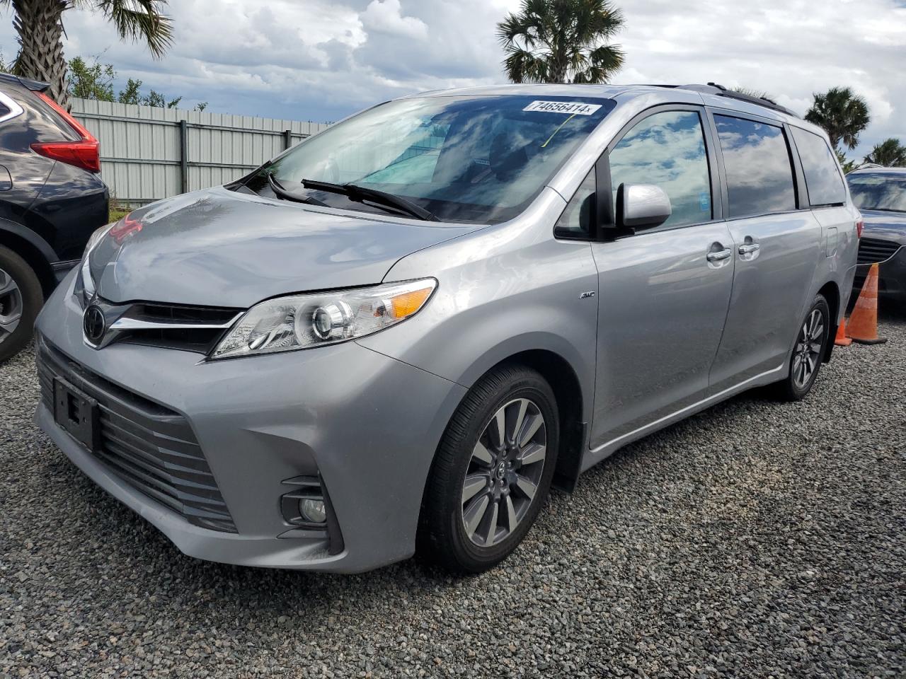 5TDDZ3DC5JS206376 2018 TOYOTA SIENNA - Image 1