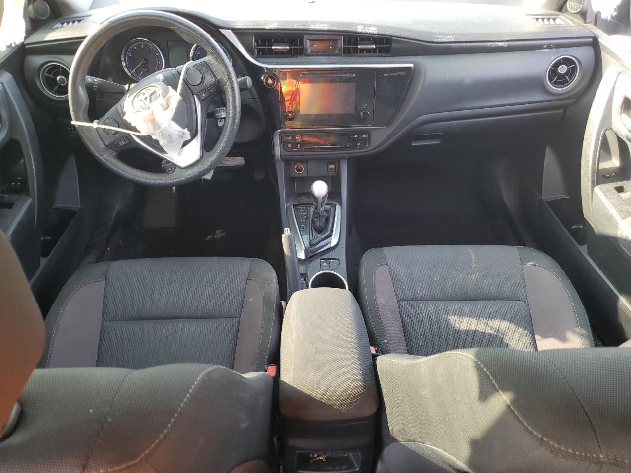 2T1BURHE0JC973369 2018 Toyota Corolla L