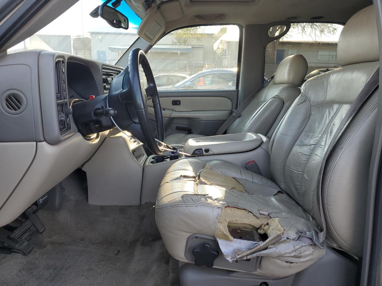 2002 Chevrolet Tahoe K1500 VIN: 1GNEK13Z12R169045 Lot: 61332005