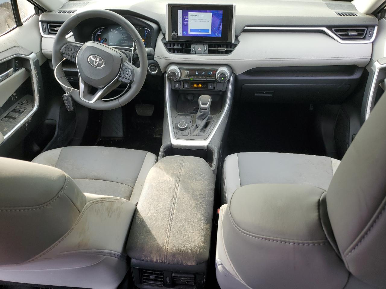 JTMB6RFV7RD123024 2024 Toyota Rav4 Xle Premium